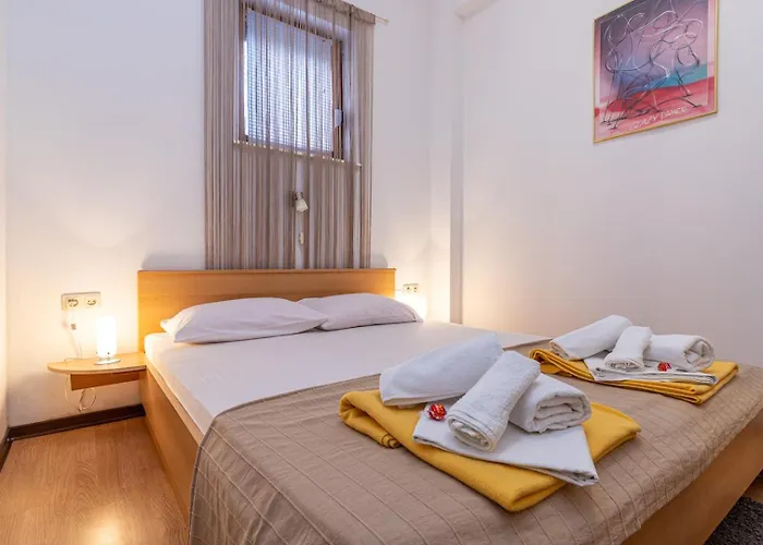 Affittacamere Grof 3*