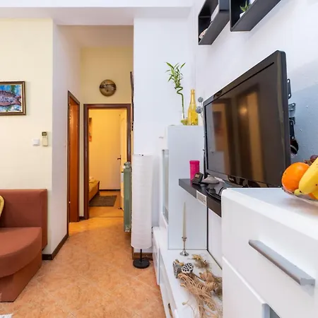 Grof ゲストハウス