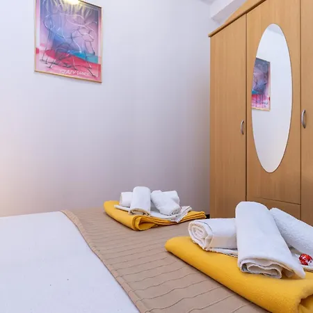 ゲストハウス Grof 3*