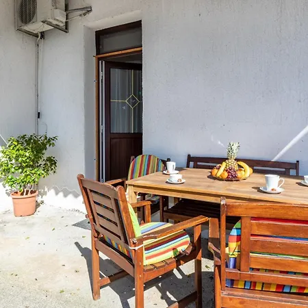 Grof Affittacamere Selce